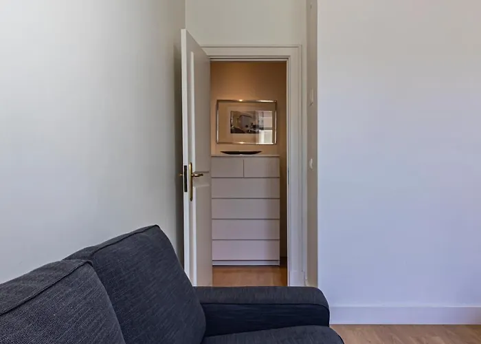 شقة Cozy In Chiado, Historic Center Of