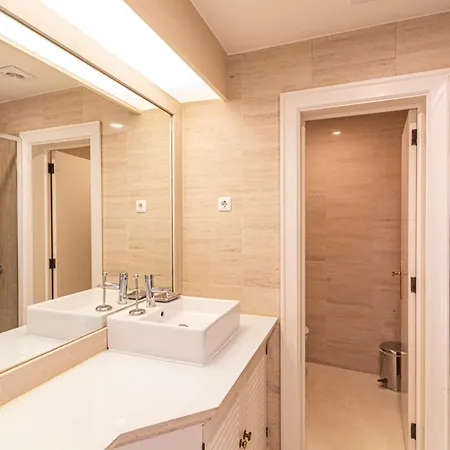 Center Apartment