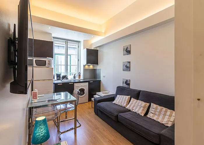 Cozy In Chiado, Historic Center Of Apartament